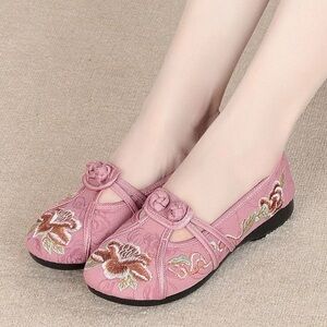 Women’s Pink Embroidered Floral Mary Jane Flats